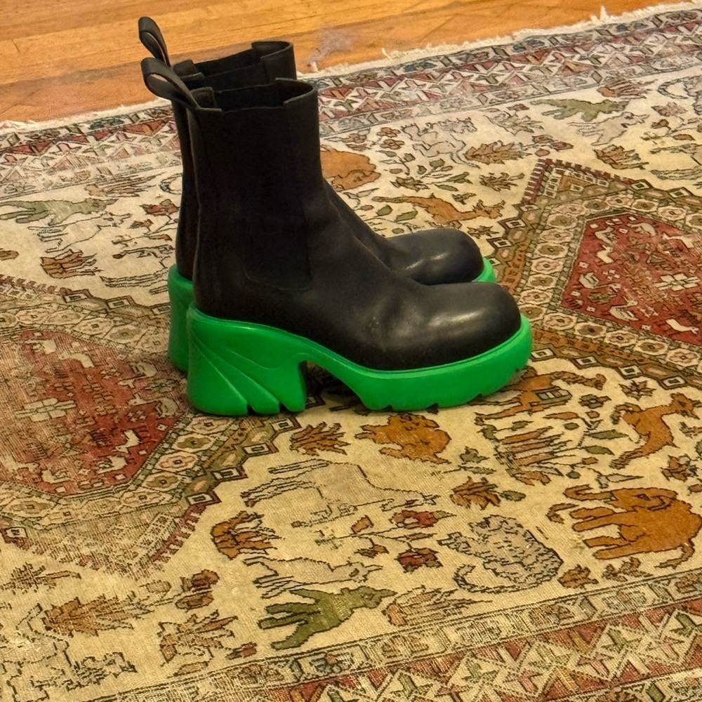 Bottega Veneta Black Boots with Green Soles